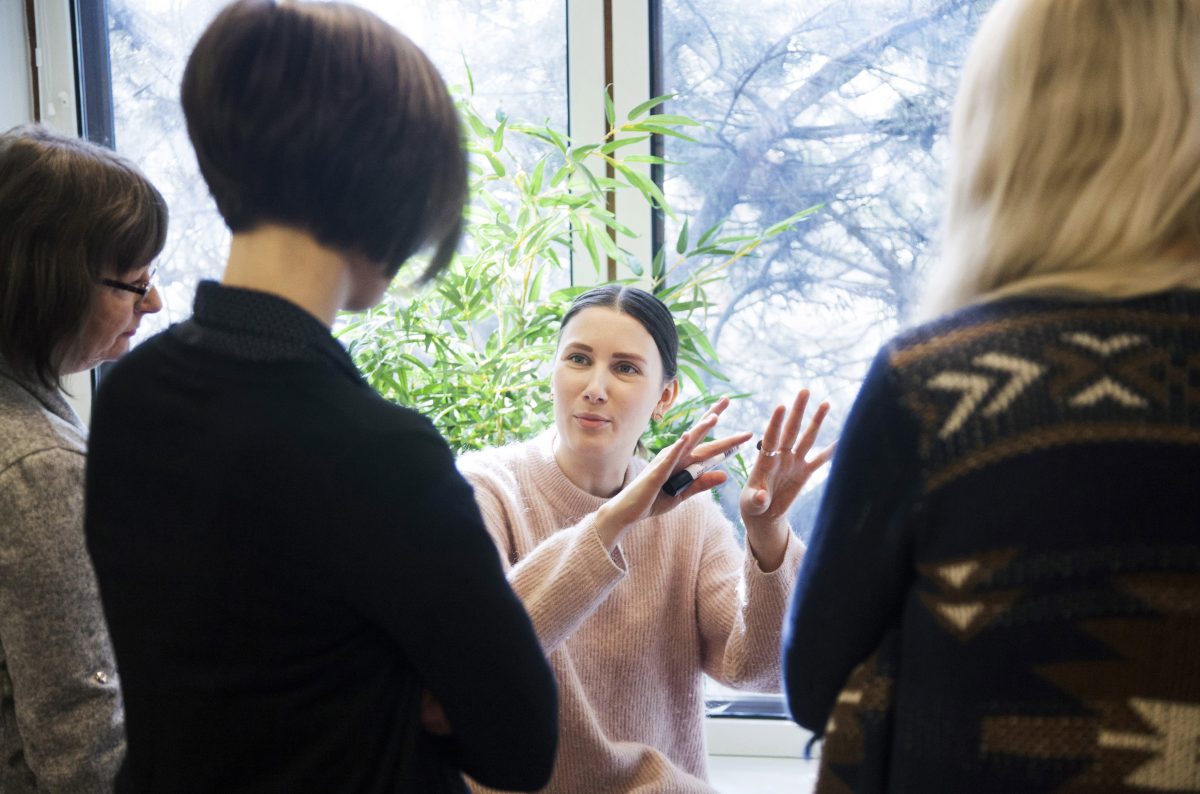 SASKin lähettiläskoulutuksen osallistujia