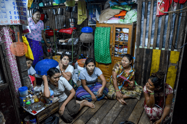 Myanmar_tekstiilitt_Ohma-Htun_1200